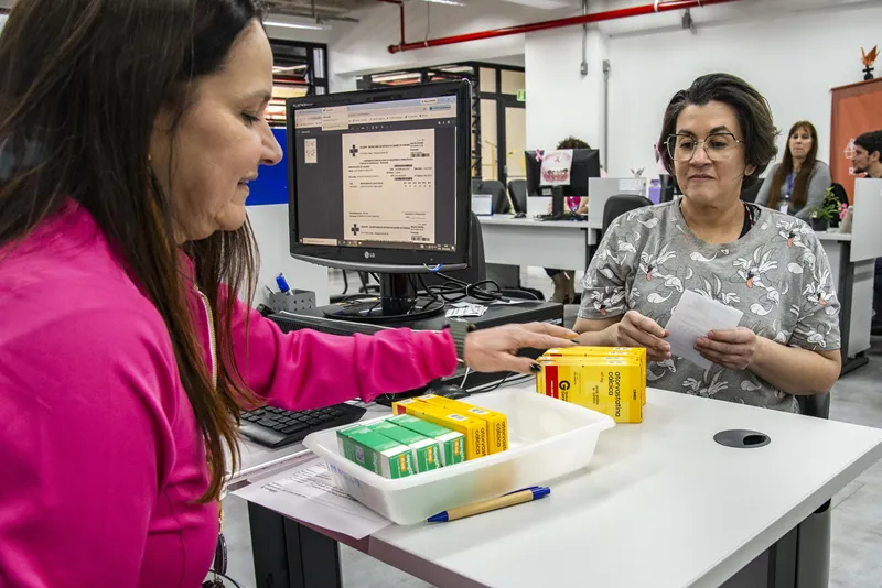 Farmácia Regional da CIC já atende 491 moradores com medicamentos gratuitos.